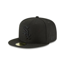 Gorra New Era 5950 MLB Black On Black White Sox