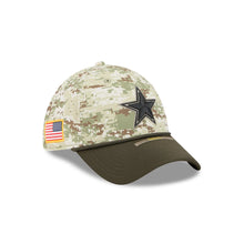 Gorra New Era 3930 NFL Salute To Service 2025 Cowboys