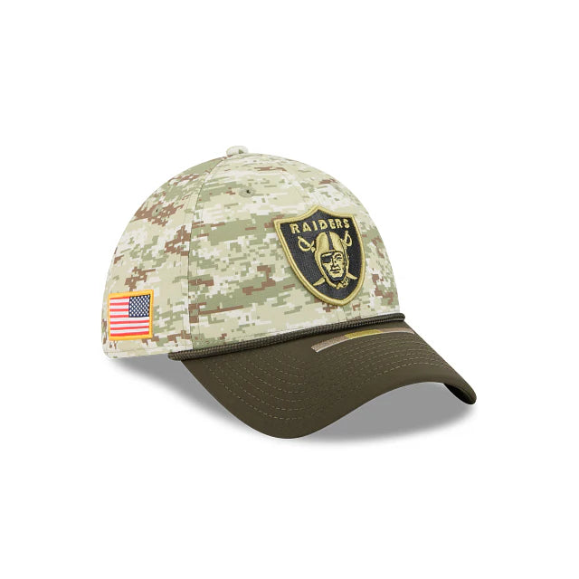 Gorra New Era 3930 NFL Salute To Service 2025 Las Vegas Raiders