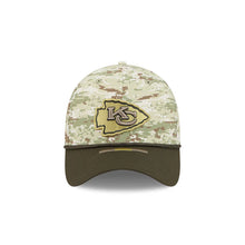 Gorra New Era 3930 NFL Salute To Service 2025 Kansas City Chiefs