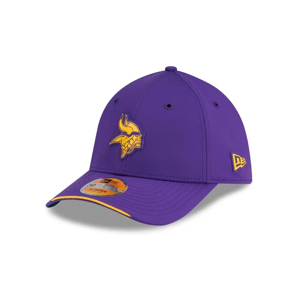 Gorra New Era 3930 NFL Sideline 2026 Vikings