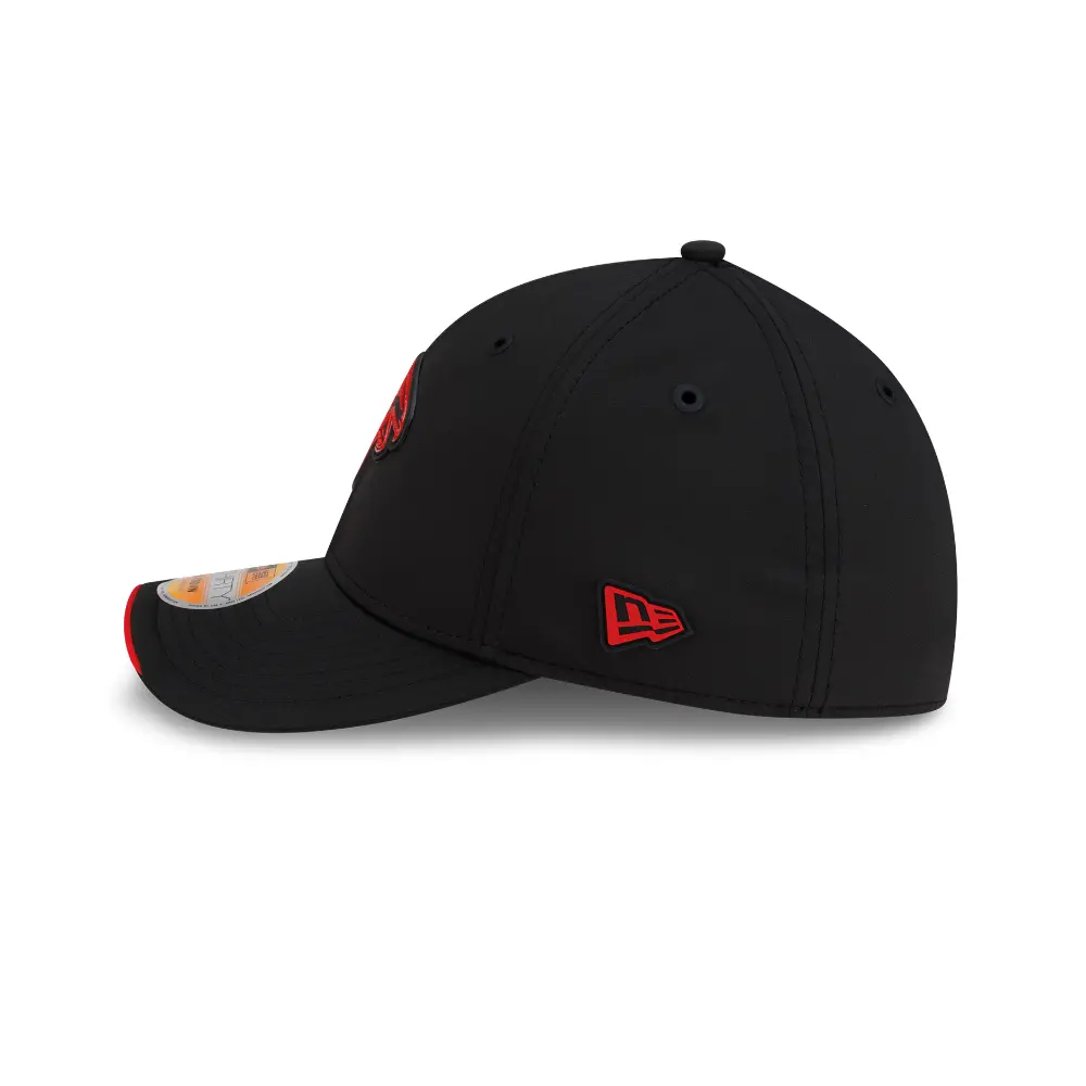 Gorra New Era 3930 NFL Sideline 2026 Falcons