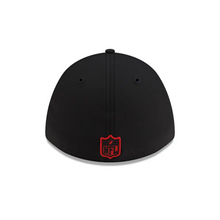 Gorra New Era 3930 NFL Sideline 2026 Falcons
