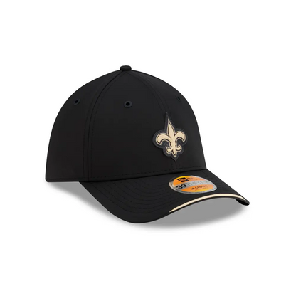 Gorra New Era 3930 NFL Sideline 2026 Saints