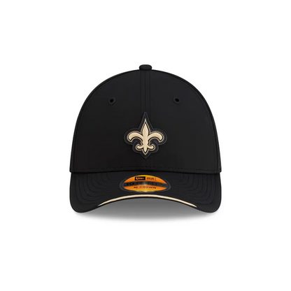 Gorra New Era 3930 NFL Sideline 2026 Saints