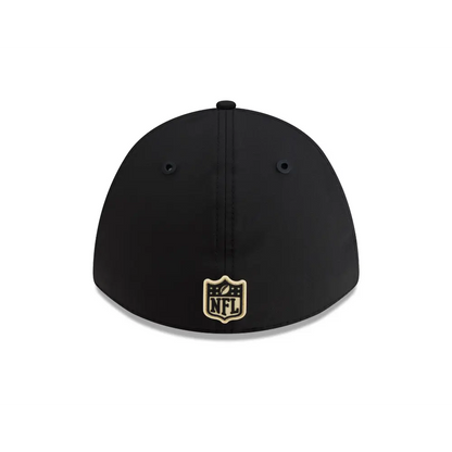 Gorra New Era 3930 NFL Sideline 2026 Saints