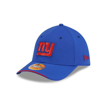 Gorra New Era 3930 NFL Sideline 2026 Giants