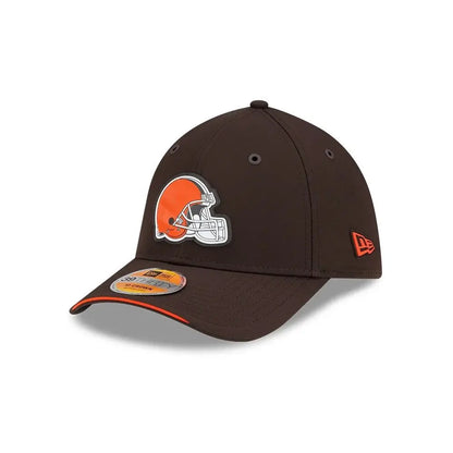 Gorra New Era 3930 NFL Sideline 2026 Browns