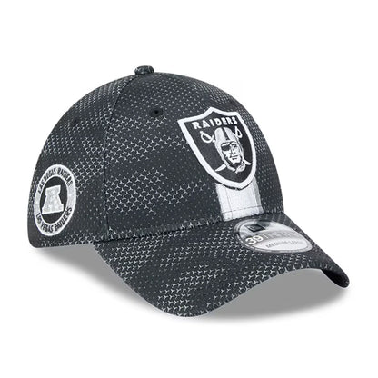 Gorra New Era 3930 NFL Sideline 2024 Raiders