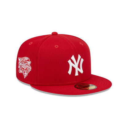 Gorra New Era 5950 MLB Evergreen Scarlet Side Patch Yankees