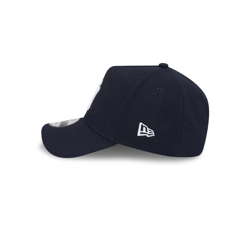 Gorra New Era 940 MLB Local Dish Pin Yankees