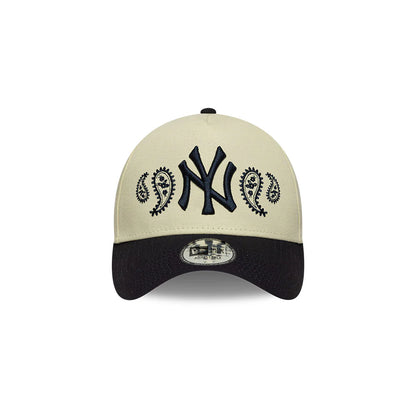 Gorra New Era 940 MLB Paisley Yankees