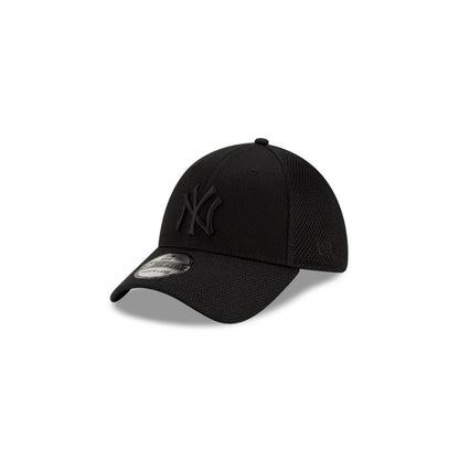 Gorra New Era 3930 MLB Basic Black And Black Yankees