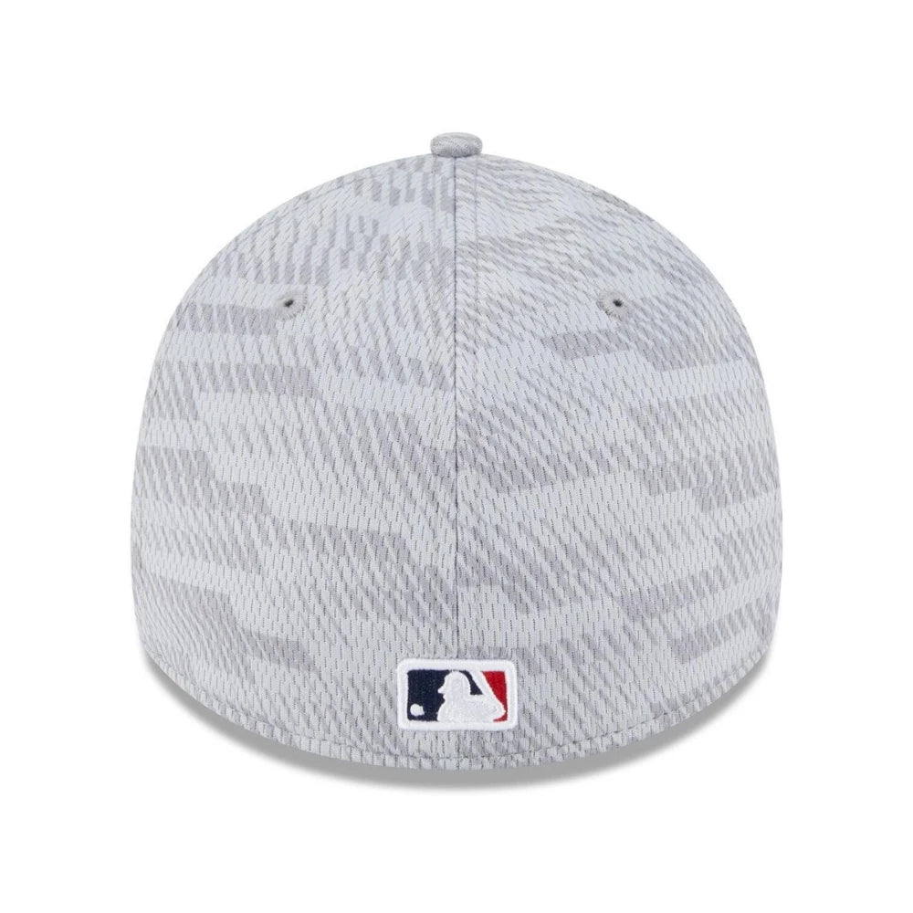 Gorra New Era 3930 MLB Club House 2025 Red Sox