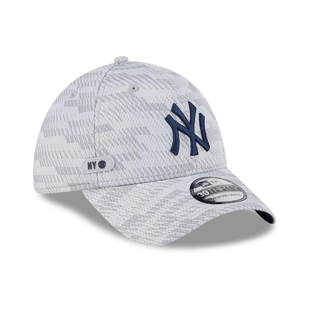 Gorra New Era 3930 MLB Club House 2025 Yankees