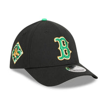 Gorra New Era 3930 MLB Saint Patricks Day Red Sox