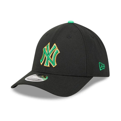 Gorra New Era 3930 MLB Saint Patricks Day Yankees