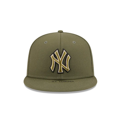 Gorra New Era 5950 MLB Armed Forces Day 2026 Yankees