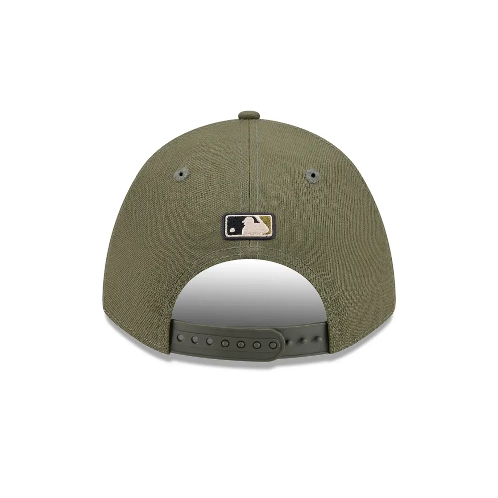 Gorra New Era 940 MLB Armed Forces Day 2026 Yankees