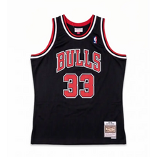 Jersey Mitchell & Ness NBA Autografiado por Scottie Pipen #33 1997-1998